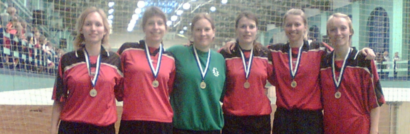 Female_indoor_cup_2006_5