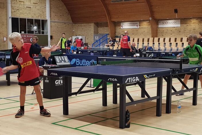 Marcus%20a%20jensen%20-%20hgi%20hiller%c3%b8d%20bordtennisklub%20-%20hvidovres%20eftera%cc%8ars%20st%c3%a6vne%202018