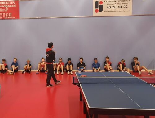 Nicolai%20bordtennis%20tr%c3%a6ningslejr