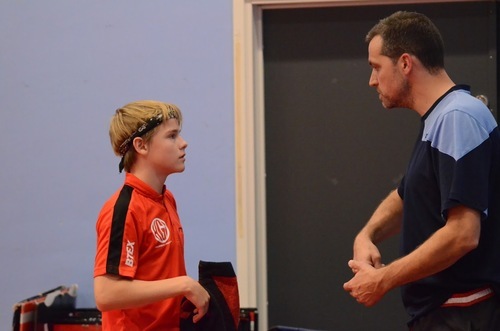 Jesper%20m%c3%b8ller%20coacher%20daniel%20simonsen%20i%20stigadivisionen