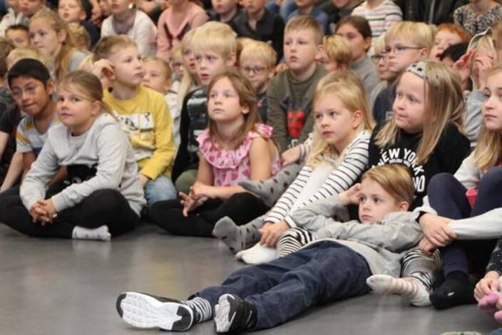 Niels%20fensby%20skoleder%20stopper%20hadbjerg%20skole%20%285%29