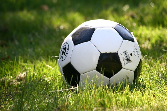 Football-1396740_1280