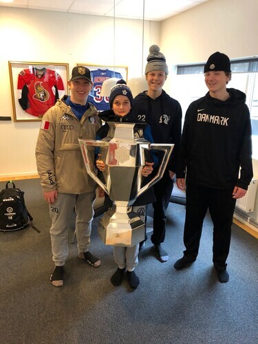 Academy%20spiller%20med%20fr%c3%b6lundas%20chl%20pokal%202019