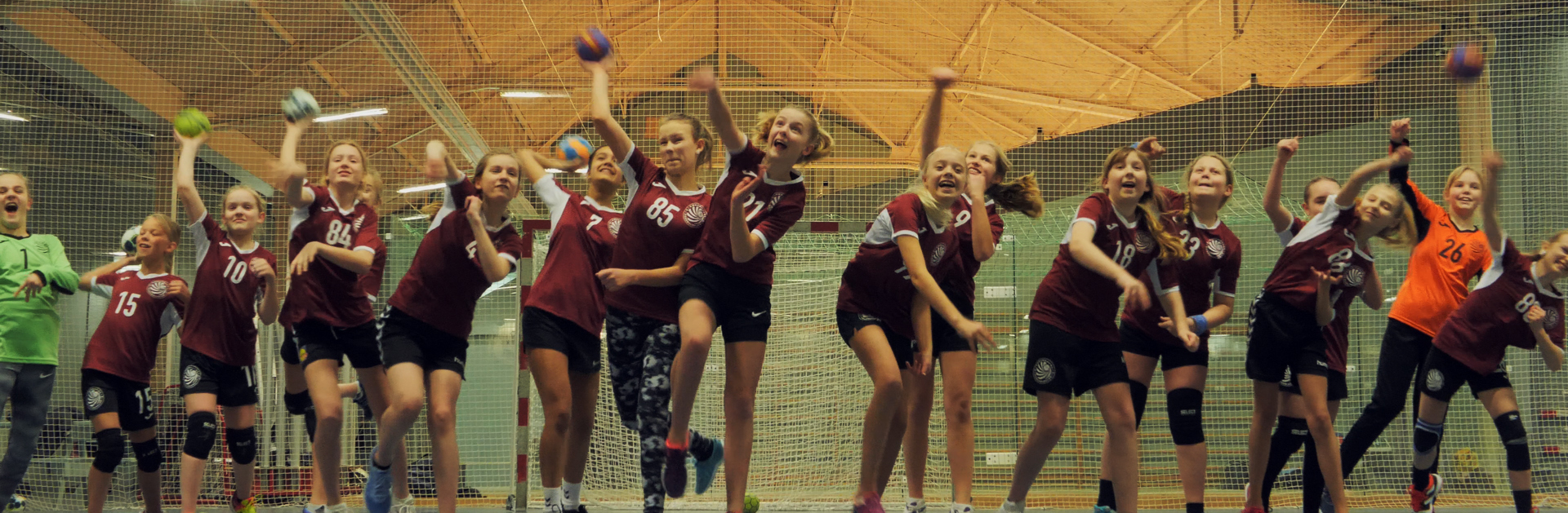 U13%20piger_web%20top