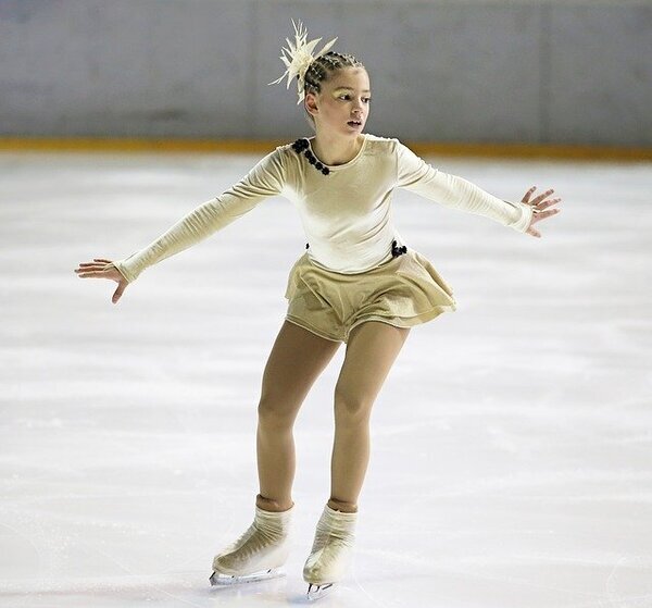Figure-skater-266512_640
