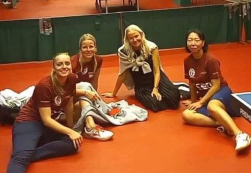 Bordtennisligaen%20damer%20hiller%c3%b8d