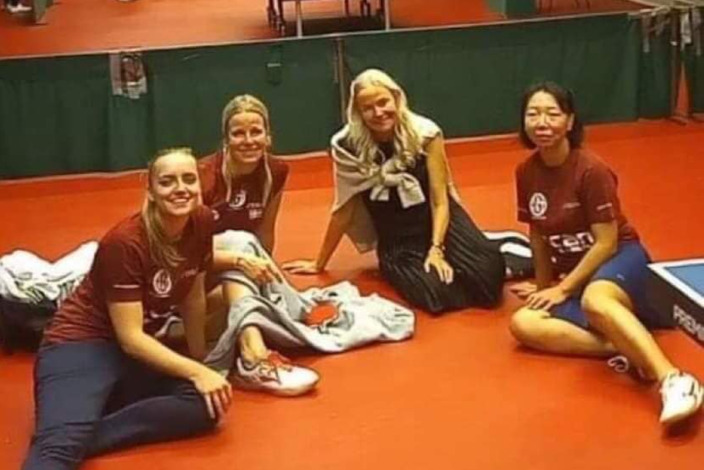 Bordtennisligaen%20damer%20hiller%c3%b8d