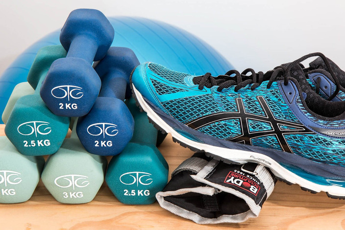 Dumbbells-2465478_1920_edited