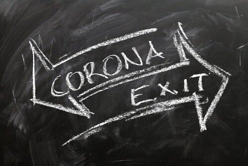 Corona-5038339_640
