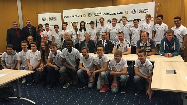 Csm_bild_dfb-junior-coach_205618ac66