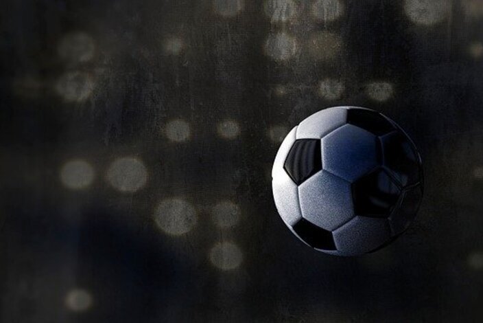 Football-gc5ac5d5b8_640