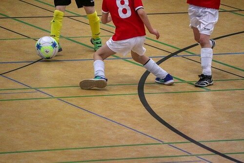 Youth-football-ge8de8a194_640