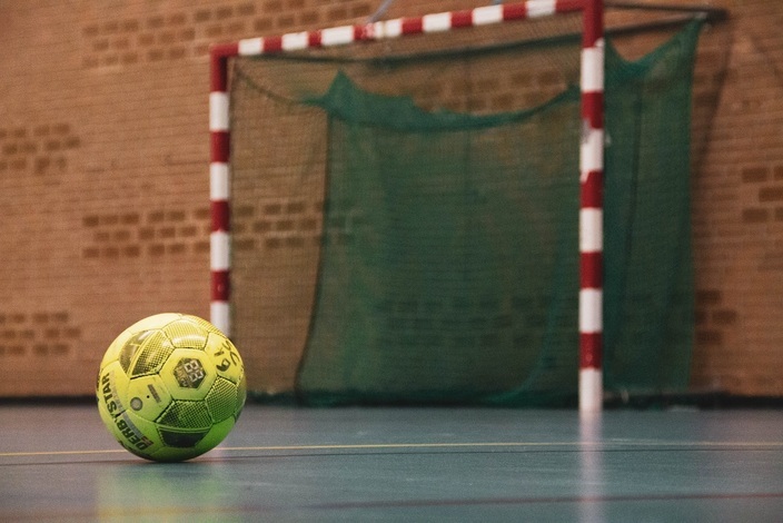 Unsplash-handball
