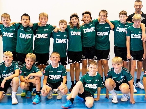 U13
