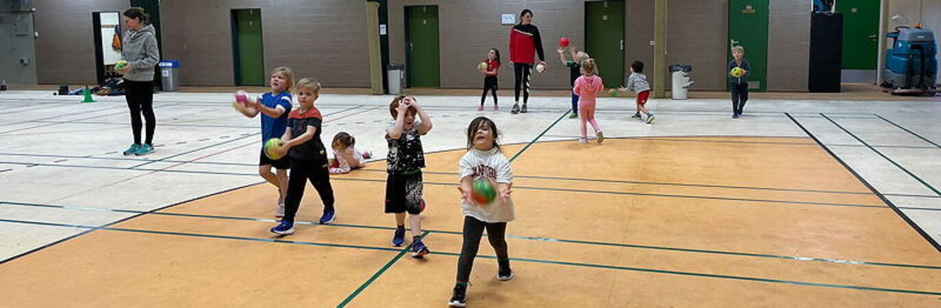 Actionbilder%20ballschule%2011