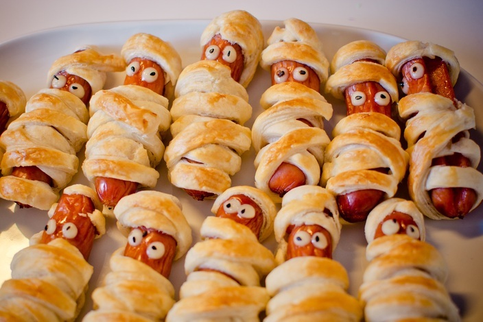 Food-croissant-baking-snack-dessert-eat-620353-pxhere.com