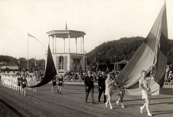 Women%e2%80%99s_world_games_1926_opening