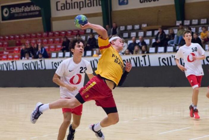 16-spillere-fra-syfyn_5c1003c73cba1