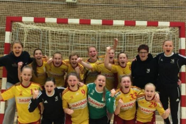 15-aarig-udvalgt-igen_5c1019f9cd18a