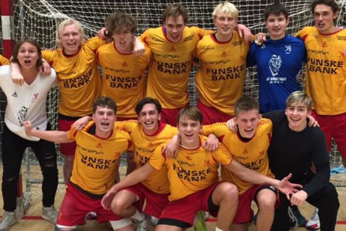 Gudme-hk-u18-drenge-i-ligaen_5c10038622d58