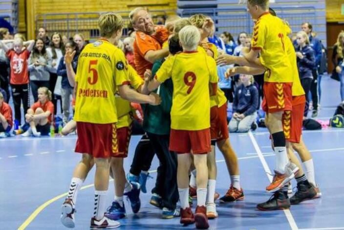 Ikke-for-at-pralemen_5c1017c94e6c8