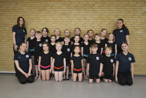 Holdbillede%20lille%20springhold