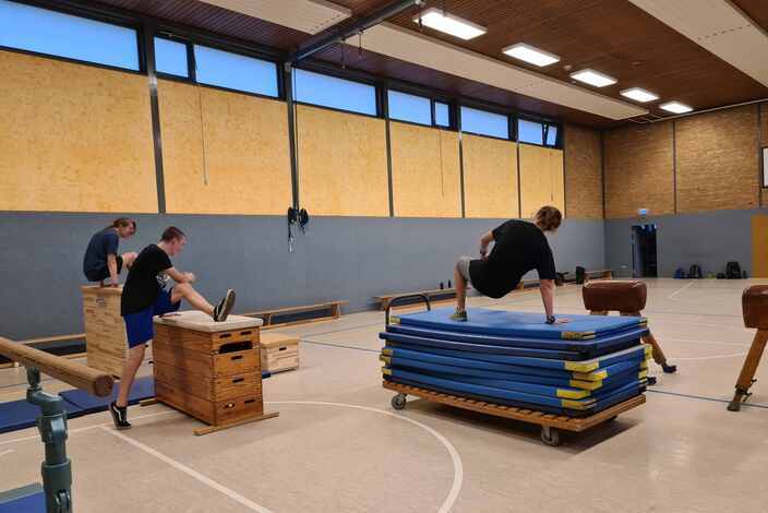 2023-09-12_parkour_klein