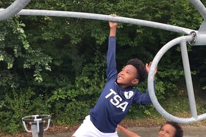 Active_kids_leg
