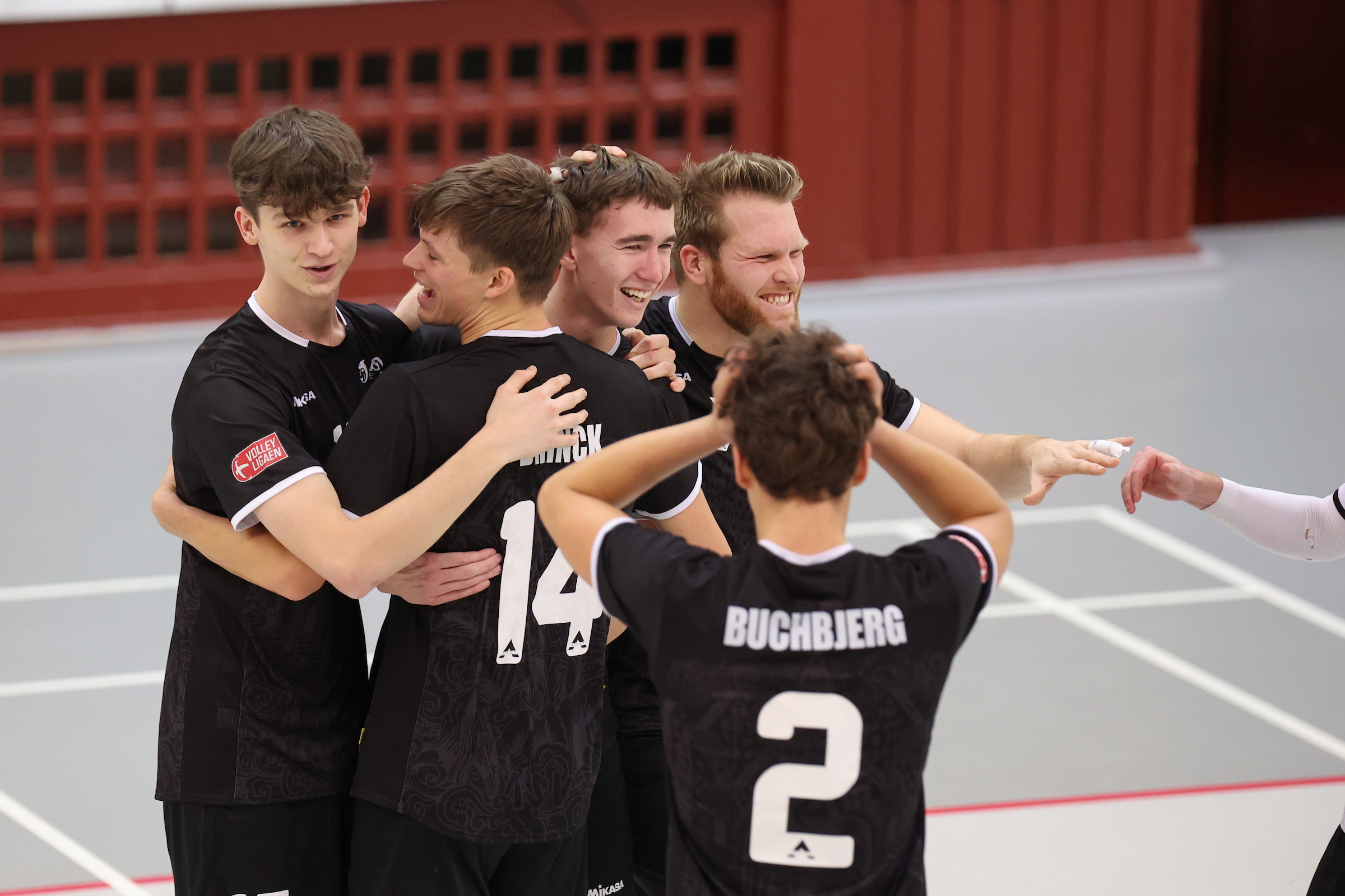 ASV in English - Aarhus Studenternes Volleyballforening