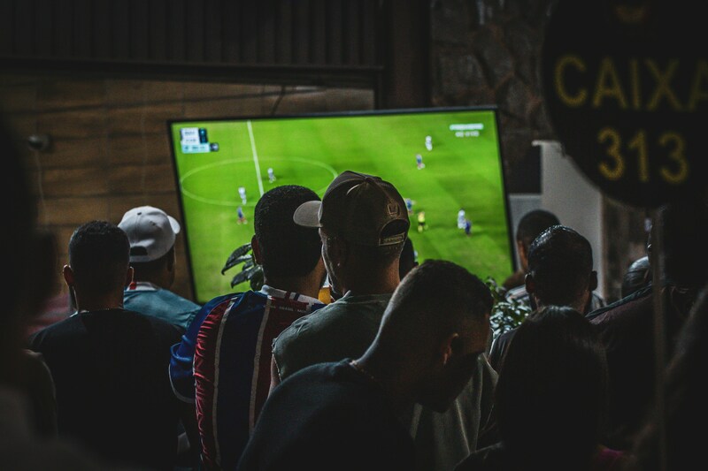 luciano-oliveira-86zZ7oZI1y0-unsplash.jpg